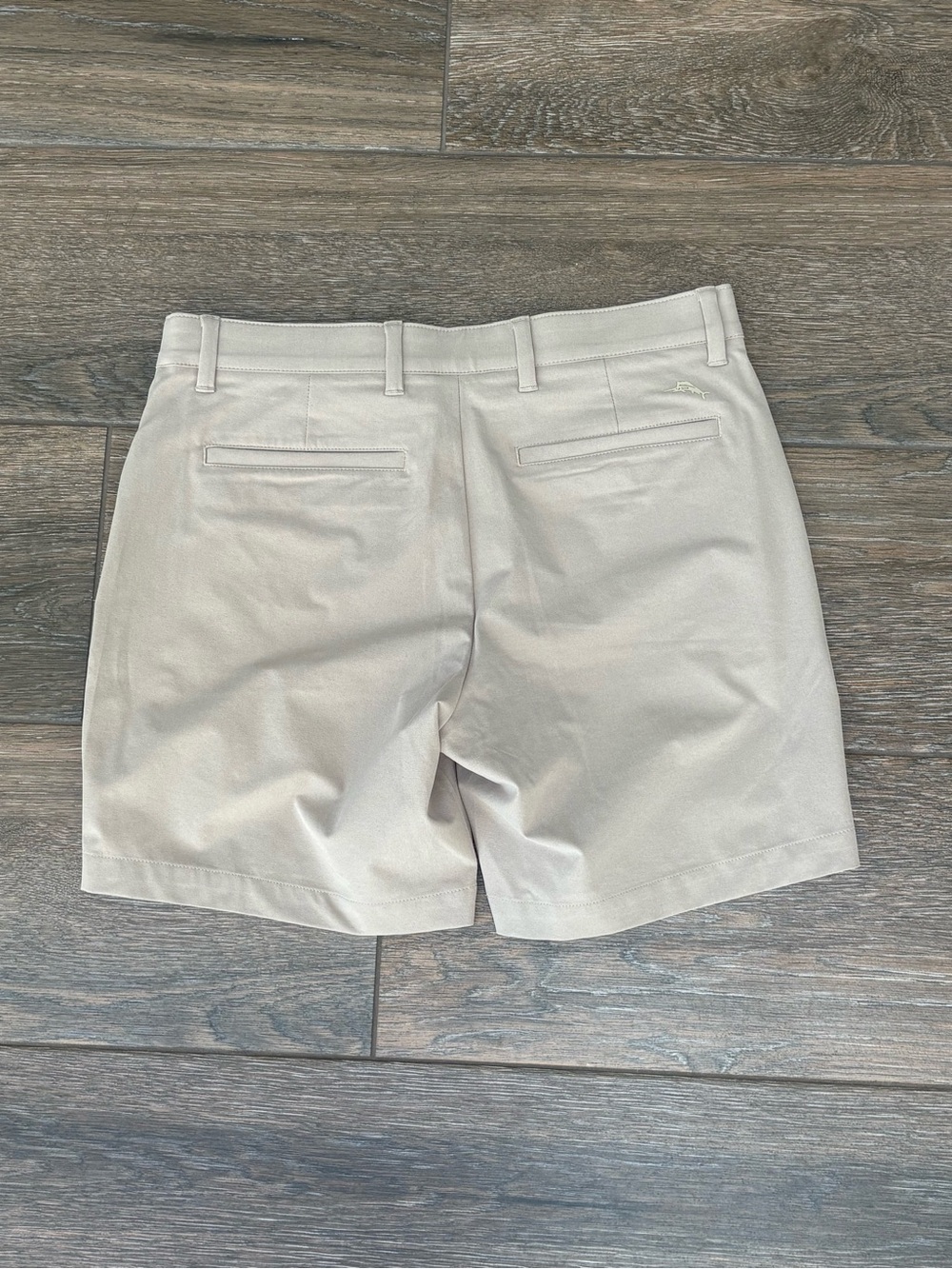 Tommy Bahama Barbados Pro Men's 7” Flat Front Shorts SZ 32 - Picture 2 of 4